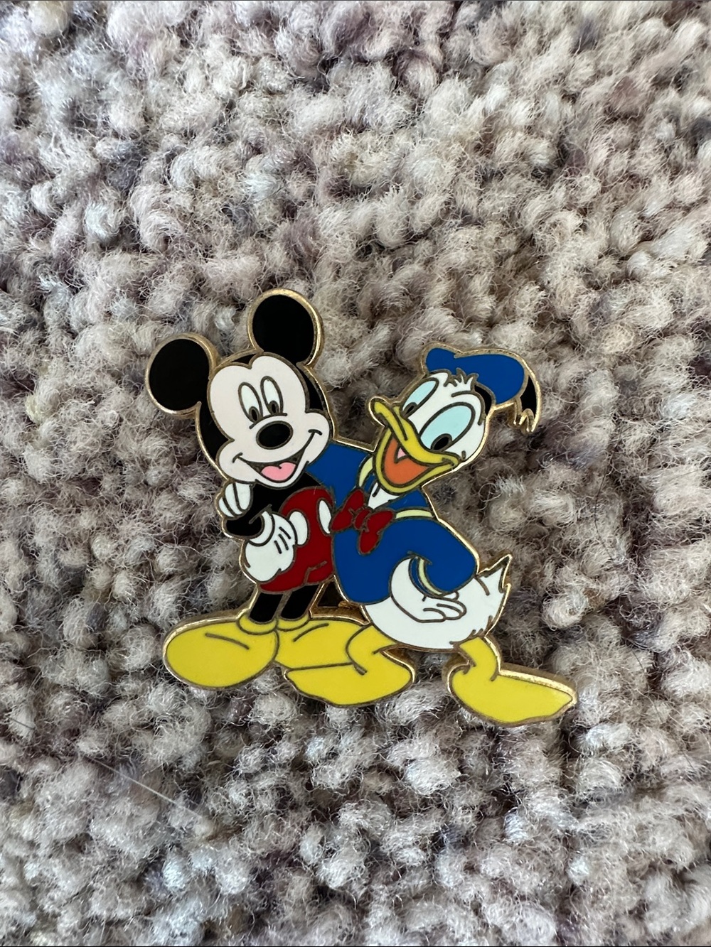 Disney Mickey & Donald pin